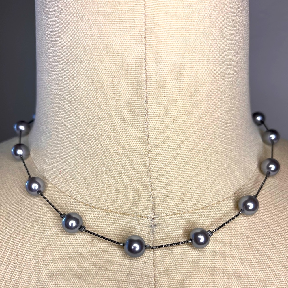 Gray Bead and Chain Dressy Necklace.